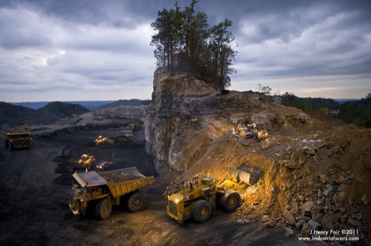 Landscapes of Extraction: At Cooper Union, photographs by J. Henry Fair document the extraction of fossil fuels from the earth. Above, mountaintop removal in West Virginia.